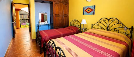 Basic Triple Room | Blackout drapes, iron/ironing board, free WiFi, bed sheets