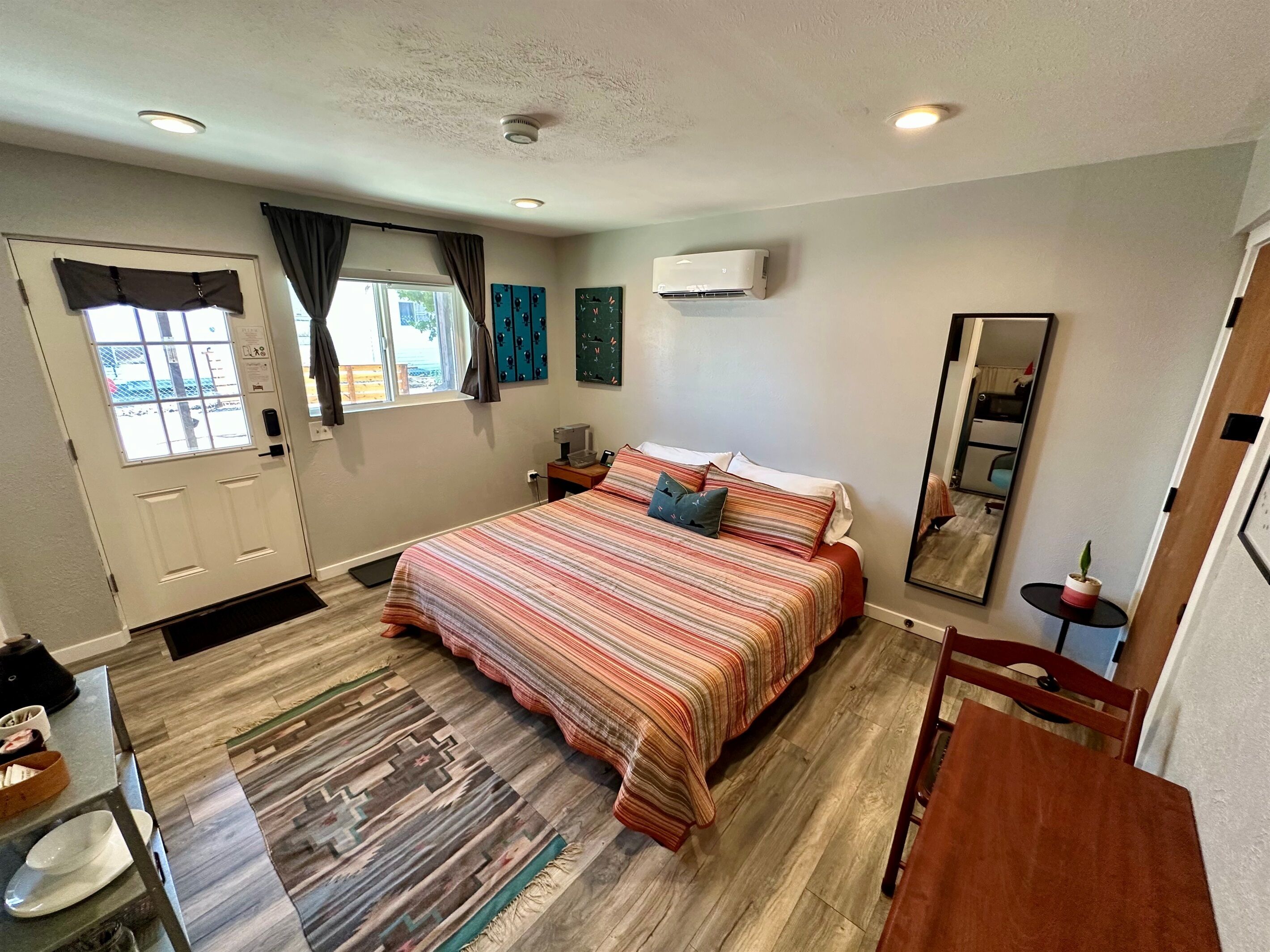 1 soverom, strykejern/-brett, wi-fi (inkludert) og sengetøy