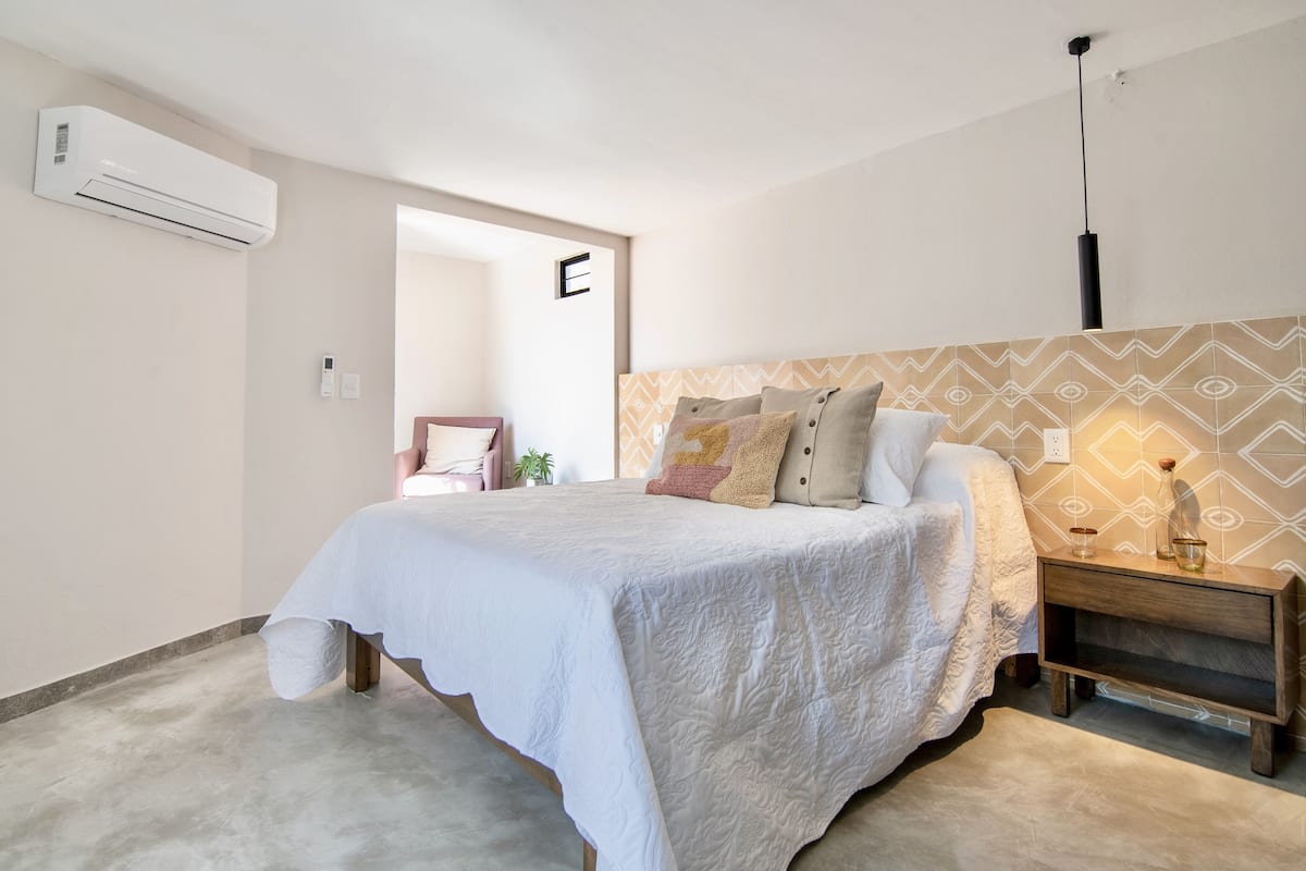Chambre Familiale, salle de bains attenante