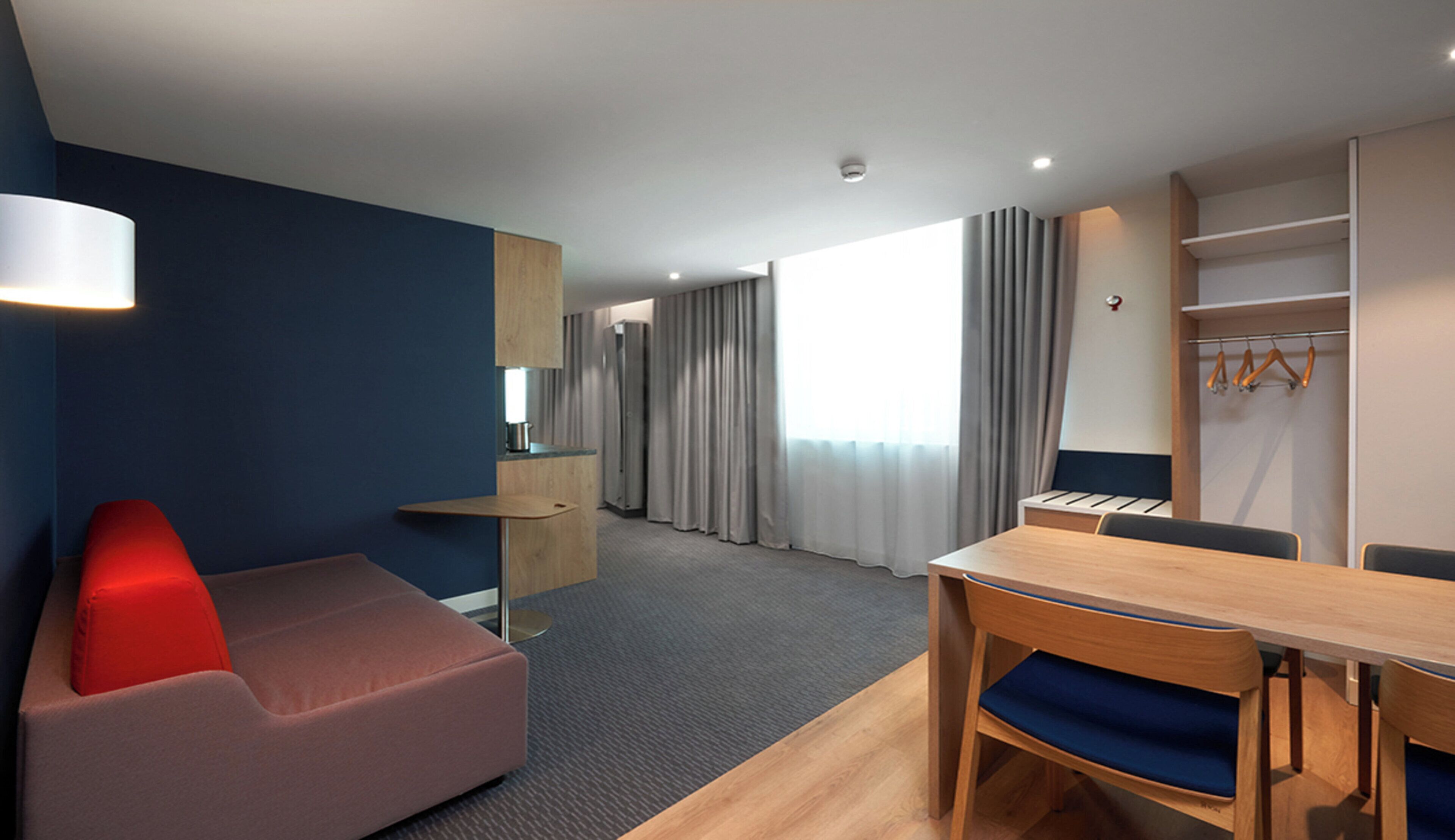Photo - Holiday Inn Express & Suites Basel Allschwil by IHG