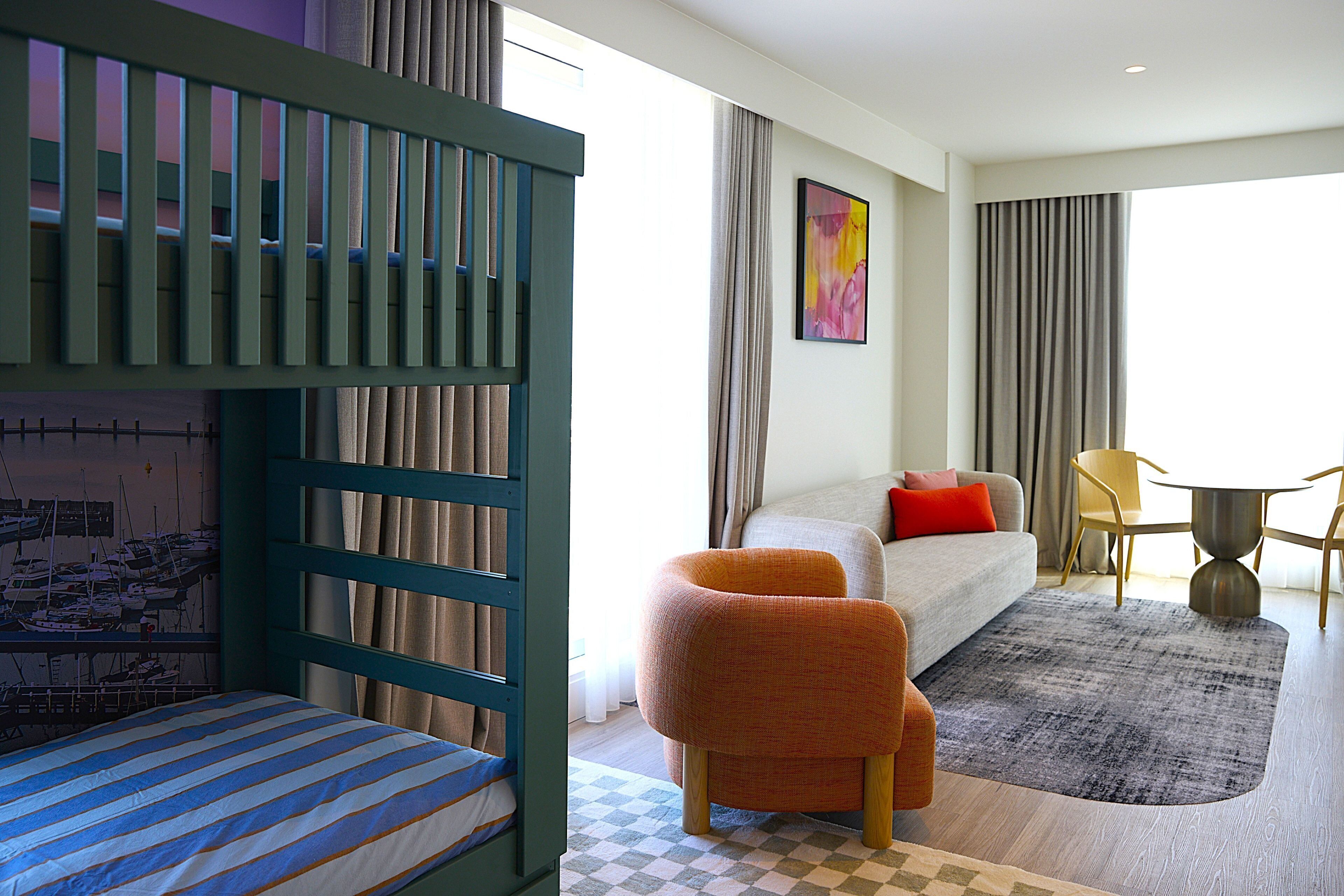 Familjesvit - 1 sovrum (Themed) | Bäddmadrasser, värdeförvaringsskåp på rummet och skrivbord