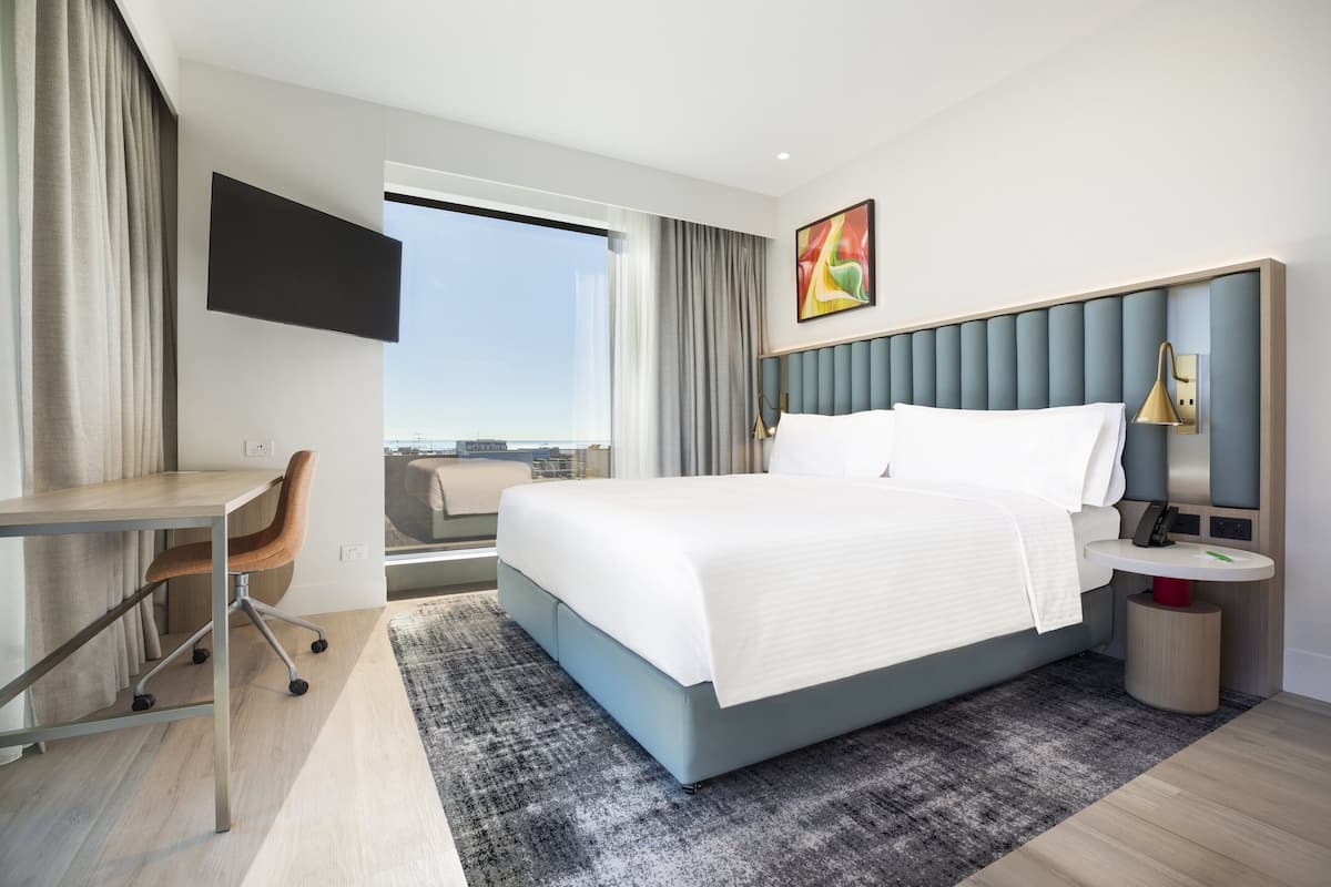 1 chambre, surmatelas, coffres-forts dans les chambres, bureau