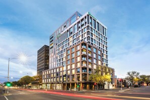 Exterior - Holiday Inn & Suites Geelong by IHG (Geelong)