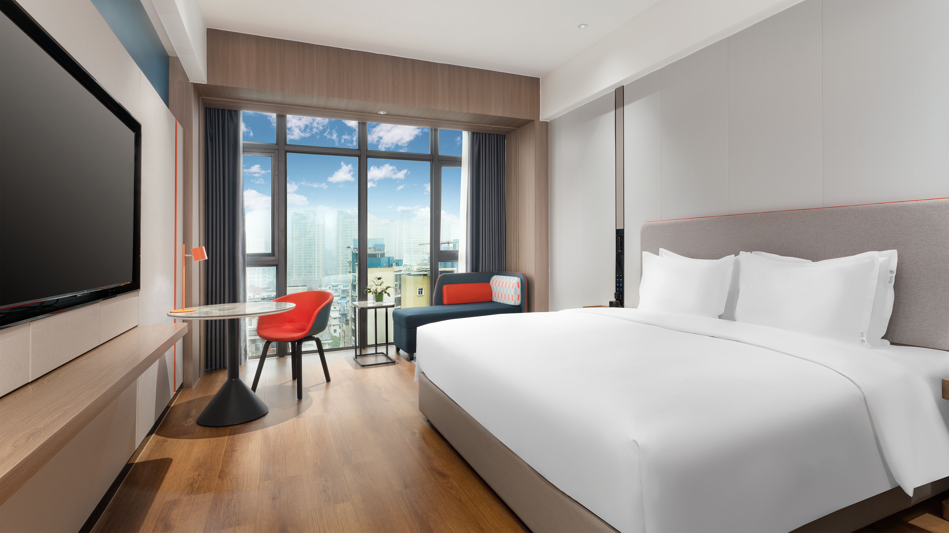 Standard Room, 1 King Bed (High Floor, Extra Floor Space) | Down comforters, blackout drapes, soundproofing, iron/ironing board