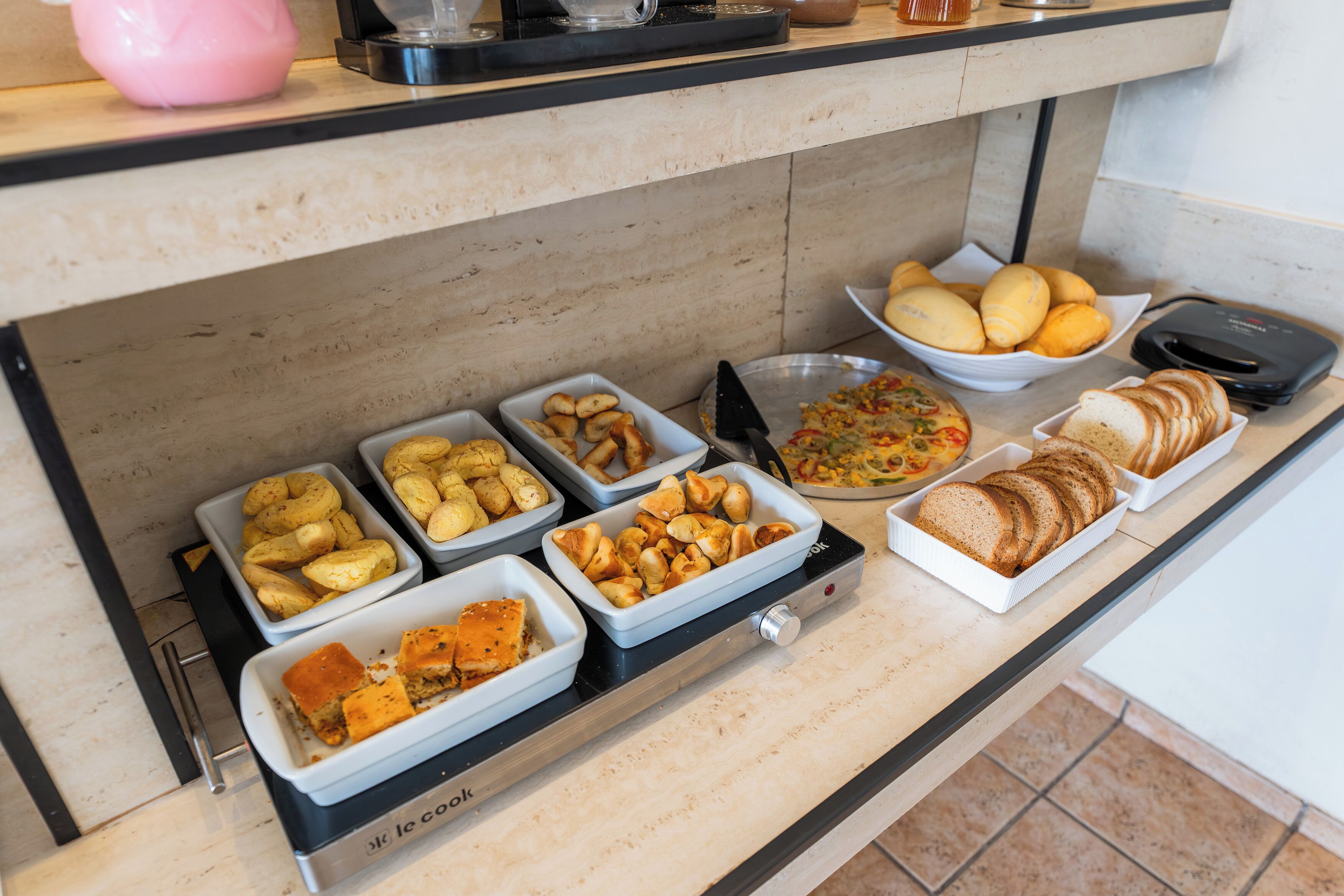 Desayuno buffet incluido todos los días 
