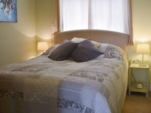 2 多间卧室、免费 WiFi、床单