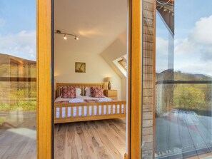 5 bedrooms, free WiFi, bed sheets - 5 bedroom accommodation in Dalmally, near Taynuilt (Dalmally, near Taynuilt)
