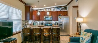 Entire Villa - Sleeps 16, Heated Pool, East of A1A