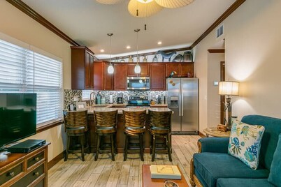 Entire Villa - Sleeps 16, Heated Pool, East of A1A