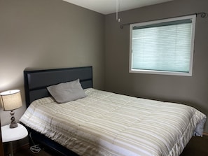 4 bedrooms, travel crib, WiFi, bed sheets