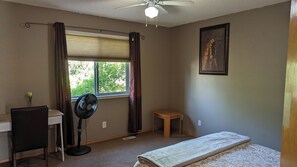 4 chambres, lit parapluie, Wi-Fi, draps fournis