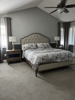 3 soverom, strykejern/-brett, wi-fi (inkludert) og sengetøy