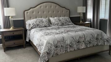 3 bedrooms, iron/ironing board, free WiFi, bed sheets