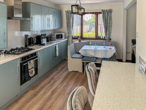 Geschirrspüler, Hochstuhl