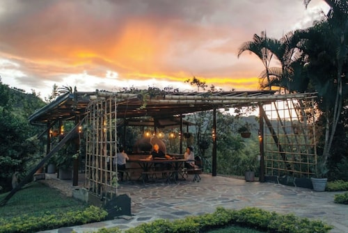 QUEBRADAHONDA ESTATE