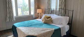 • Iconic Lustron home with 2 king beds •