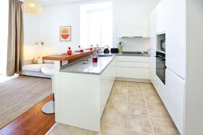 Fridge, microwave, oven, dishwasher