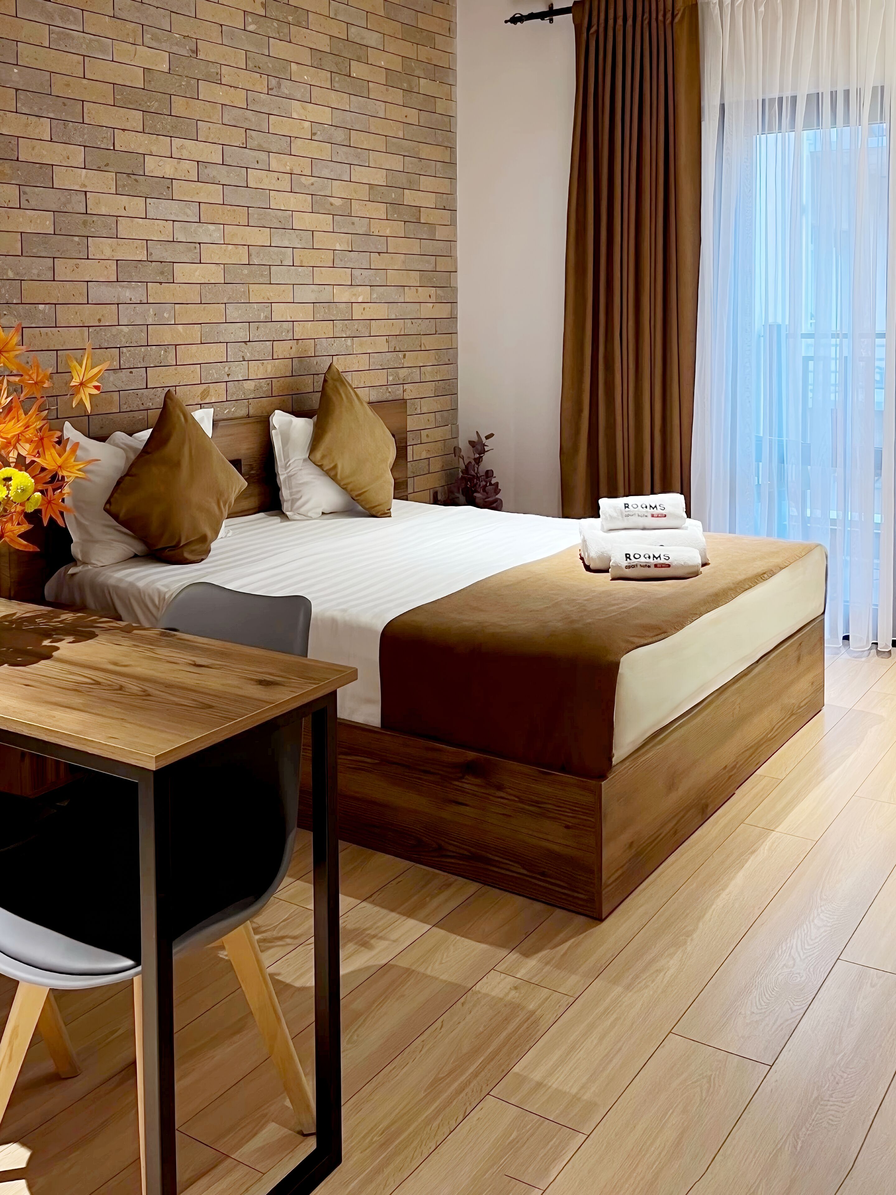 Comfort appartement | Luxe beddengoed, een minibar, een kluis op de kamer