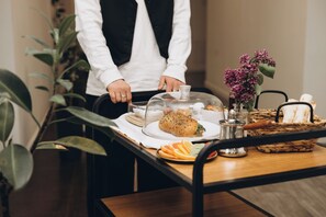 Daily continental breakfast for a fee