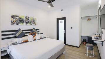 Deluxe dubbelrum | Sängtillbehör av högsta kvalitet, Select Comfort-madrasser och minibar