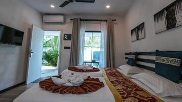 Premium bedding, Select Comfort beds, minibar, in-room safe