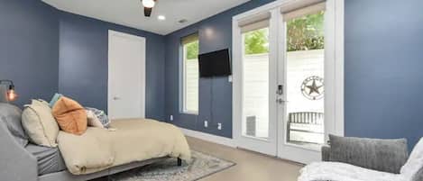 3 室のベッドルーム、WiFi (無料)