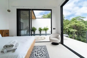 2 bedrooms, in-room safe, free WiFi, bed sheets