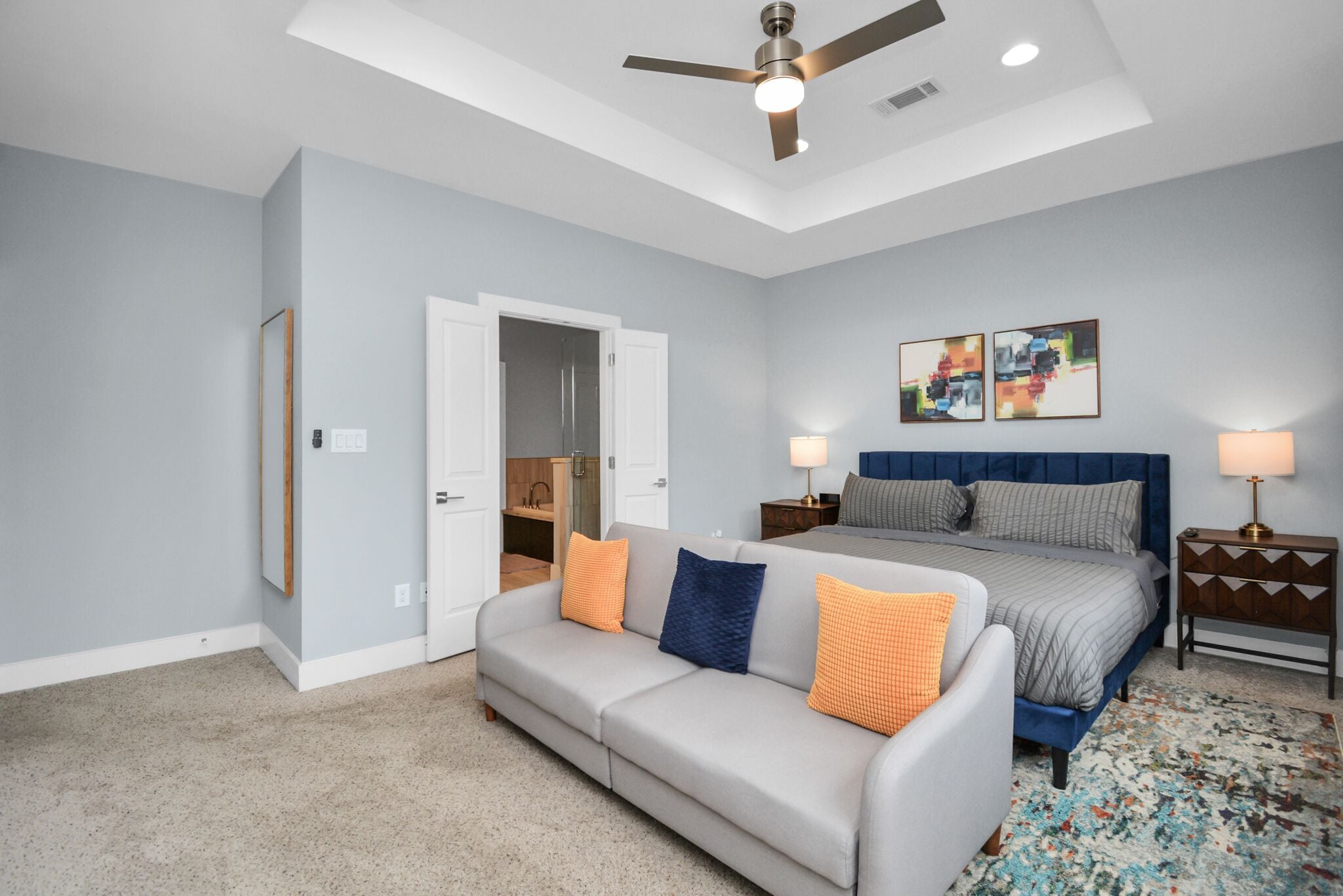 3 bedrooms, desk, iron/ironing board, free WiFi