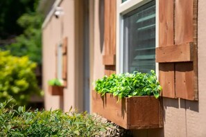 Exterior detail - Tiny home/big Nashville IDEAL FOR LONGER STAYS! 30 (Nashville)