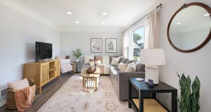 Remodeled 4 Bedroom With a Game Room!
