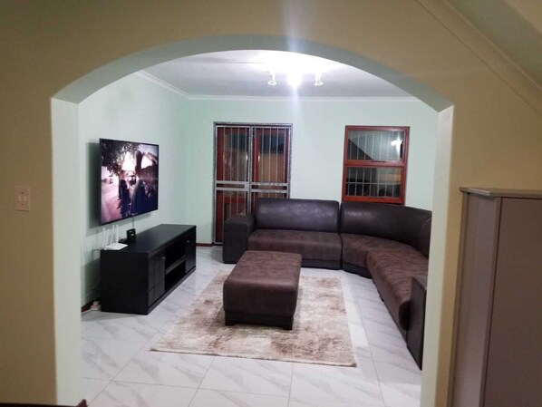 Smart TV, livros, monitores de computador, impressoras