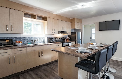 Downie Cottage by Revelstoke Vacations