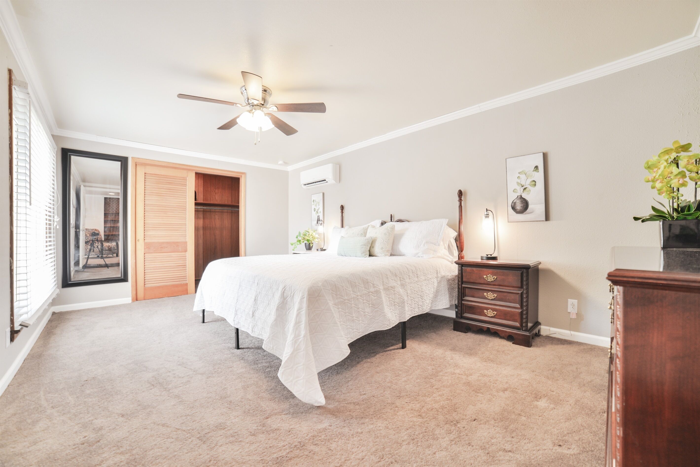 3 bedrooms, desk, iron/ironing board, free WiFi