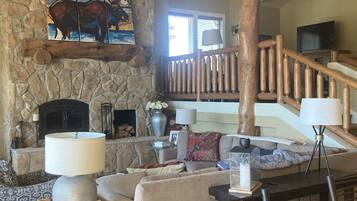 Smart TV, fireplace, stereo, printers