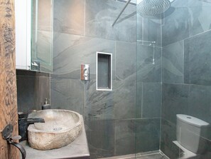 Towels - 2 bedroom accommodation in Puddington, near Tiverton (Puddington, near Tiverton)
