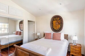 2 bedrooms, iron/ironing board, travel crib, free WiFi