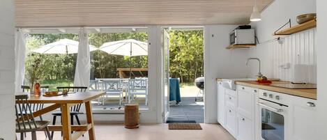 Réfrigérateur, four, plaque de cuisson, lave-vaisselle