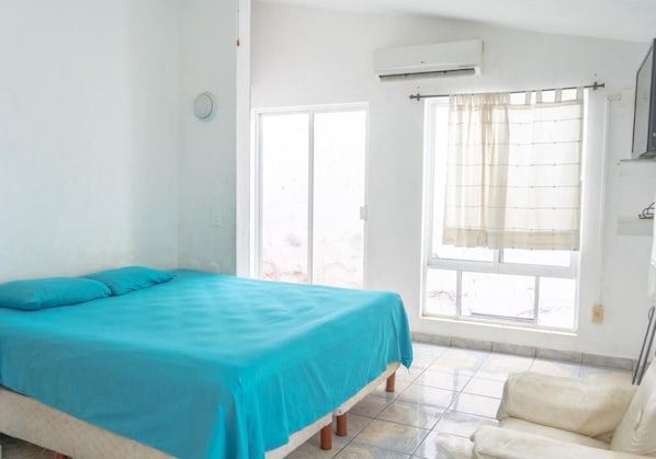 3 bedrooms, free WiFi, bed sheets - Casa familiar Vaso Miraflores (Zihuatanejo)