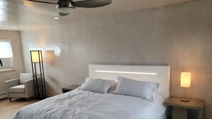 4 soverom, strykejern/-brett, wi-fi (inkludert) og sengetøy