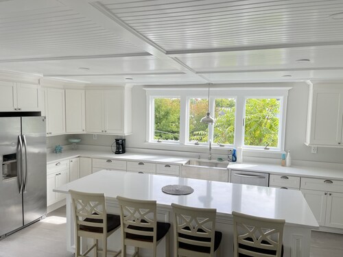 Beautiful condo next to commuter rail into Boston