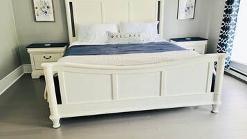 3 bedrooms, in-room safe, travel crib, WiFi