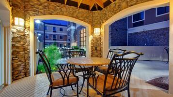 Restauration extérieure