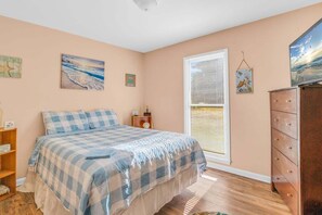 5 chambres, fer et planche à repasser, accès au Wi-Fi (inclus)