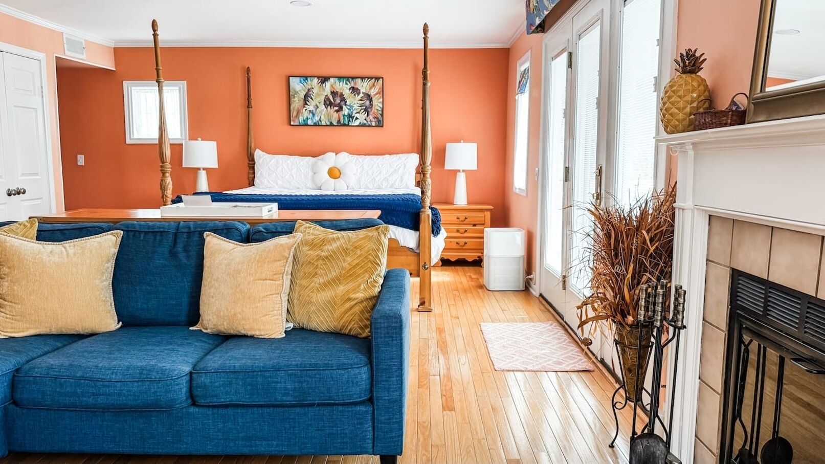 Smart TV, fireplace, offices