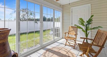 2-Bedroom BoHo Oasis Townhome