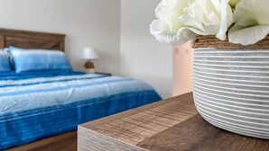 5 Schlafzimmer, Bügeleisen/Bügelbrett, WLAN, Bettwäsche