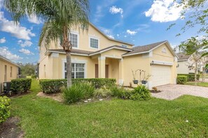 Exterior - Charming 5BR Villa with Private Pool – Near Disney (Davenport)