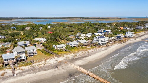Fiddler Crab! Quaint Ocean View Cottage for Couples' Getaway or some "Me" Time