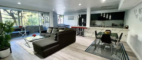 リビング エリア