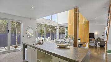 Townhome | Private kitchen